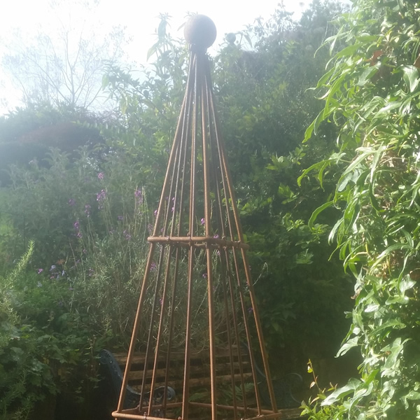 Pyramid Planter